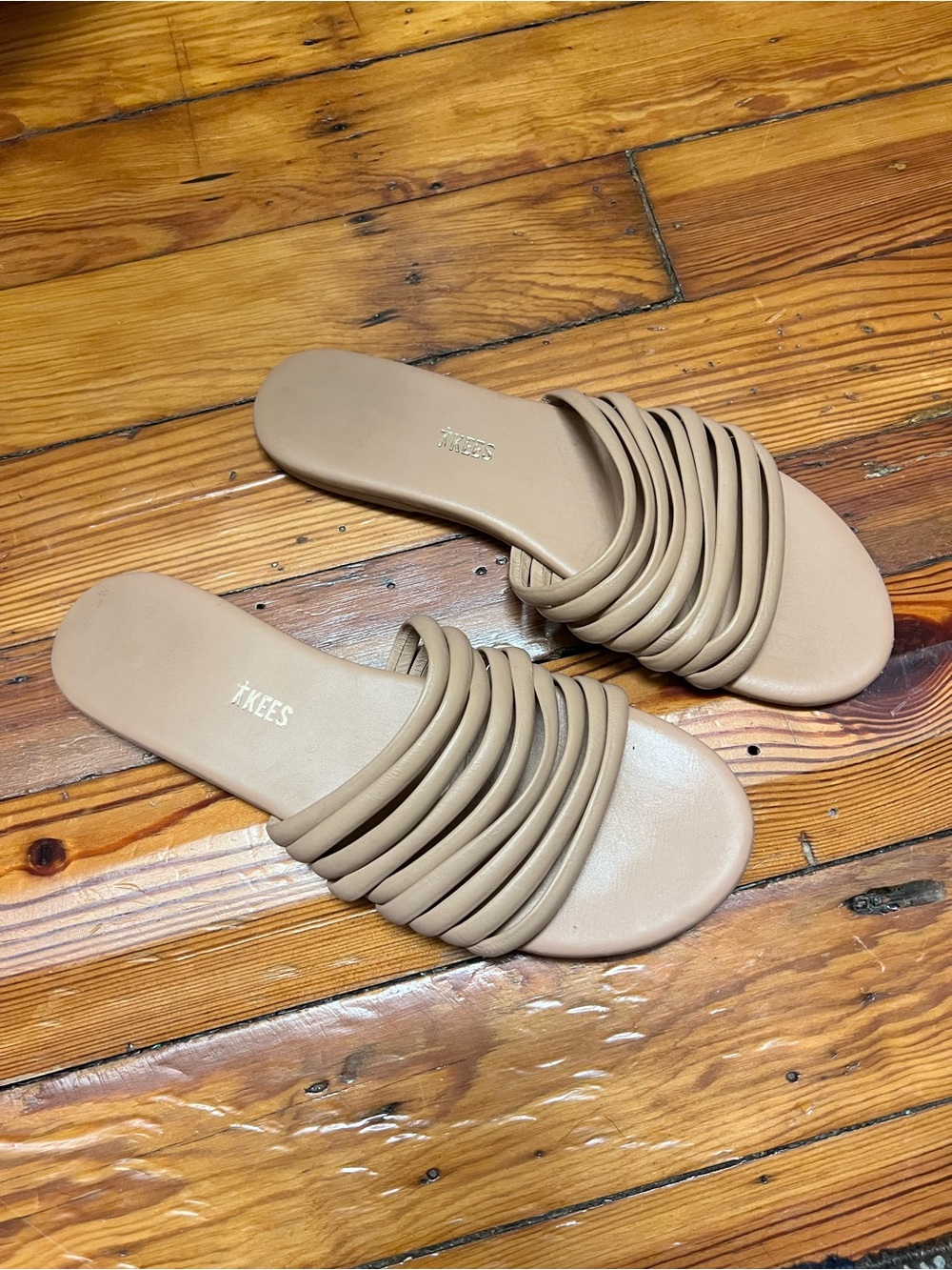 TKEES Women's Slide Sandals in Taupe